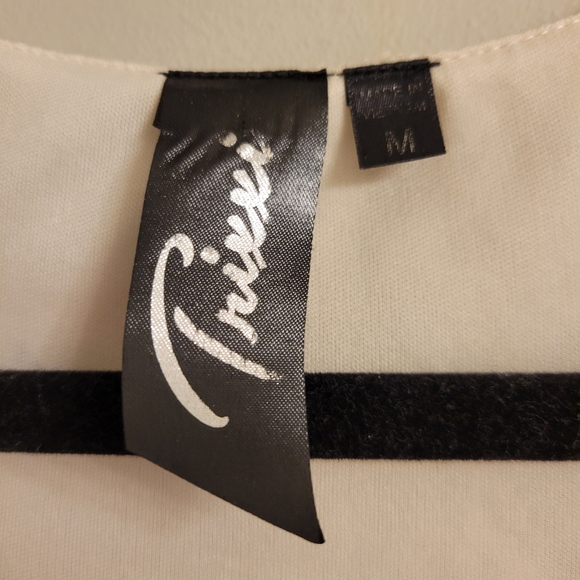 Trixxi Maxi Dress - Picture 2 of 2